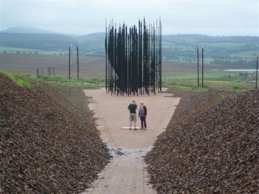 La escultura de Nelson Mandela