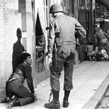 foto de la movilizacin del 30 de marzo de 1982. Tapa del libro 30 de marzo de 1982, una gesta olvidada.